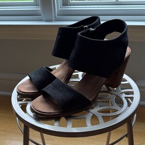 Toms Black Open-Toe Block Heel Sandals with Ankle Cuff